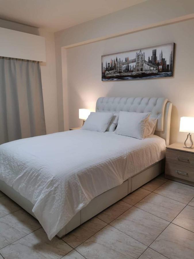Tony'S Boutique Apartment Larnaca Eksteriør billede