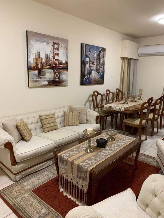 Tony'S Boutique Apartment Larnaca Eksteriør billede